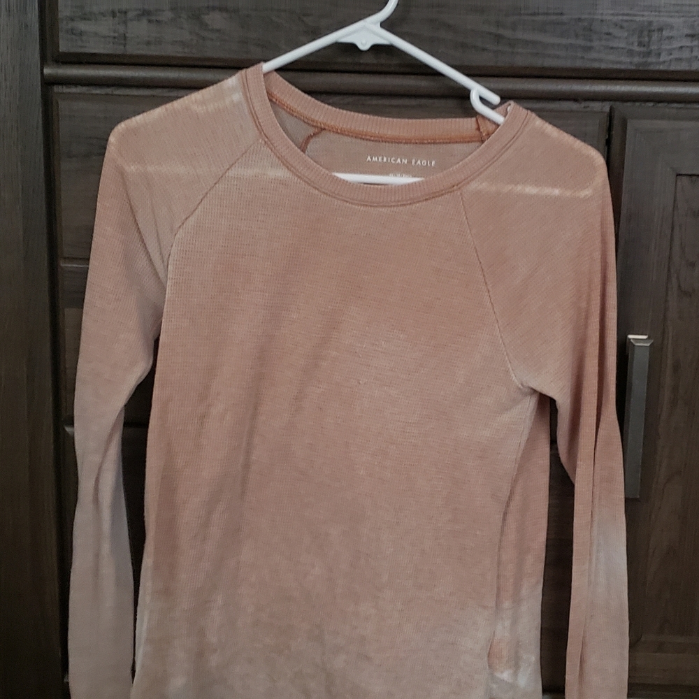 American Eagle shirt